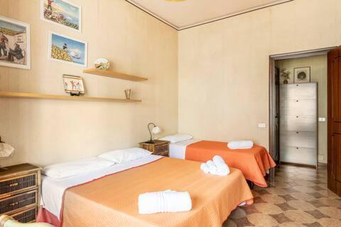 Le Stanze Di Nonna Maria Hotel Palermo Eksteriør billede